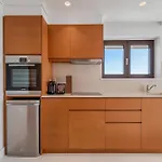 Bellevue On The Beach Suites